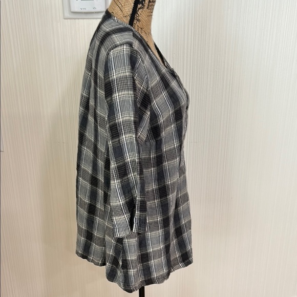 Flax Black and White Plaid Blouse 100% Linen - Picture 5 of 6